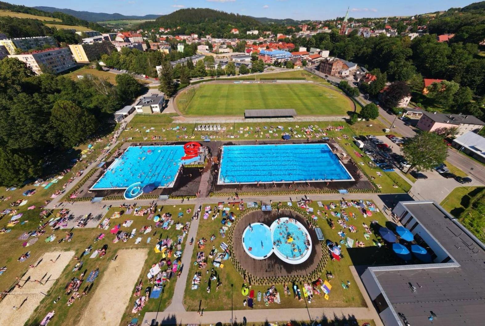 Apartament Mountains Gory Sowie Jugów Eksteriør billede